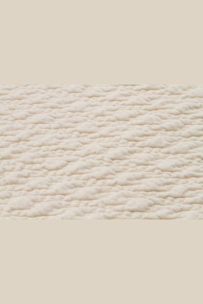 Organic Cotton Matelassé Blanket